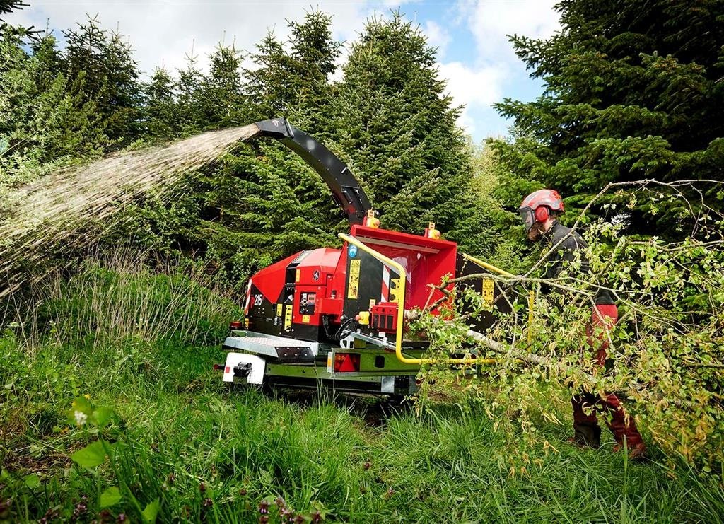 Holzhacker & Holzhäcksler Türe ait Sonstige 215 MOBIL T m. TP Pilot+, Hatz m. DPF 59 hk, tandemtrailer og 270 graders drejekrans, Gebrauchtmaschine içinde Holstebro (resim 14)