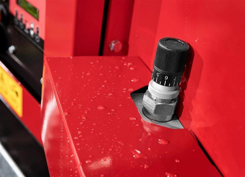 Holzhacker & Holzhäcksler Türe ait Sonstige 215 TRACK  Diesel m. TP-pilot og 59 hk - manuel, Gebrauchtmaschine içinde Holstebro (resim 11)