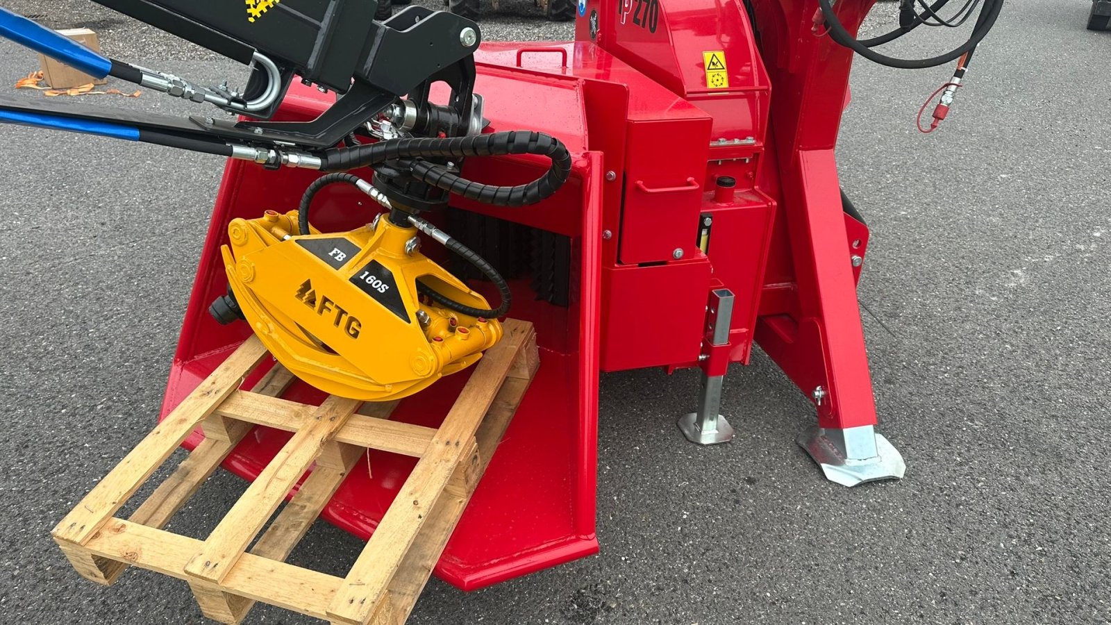 Holzhacker & Holzhäcksler typu Sonstige 270 PTO K med FTG 6,3m kran med fjernbetjent joystick., Gebrauchtmaschine v Holstebro (Obrázek 10)