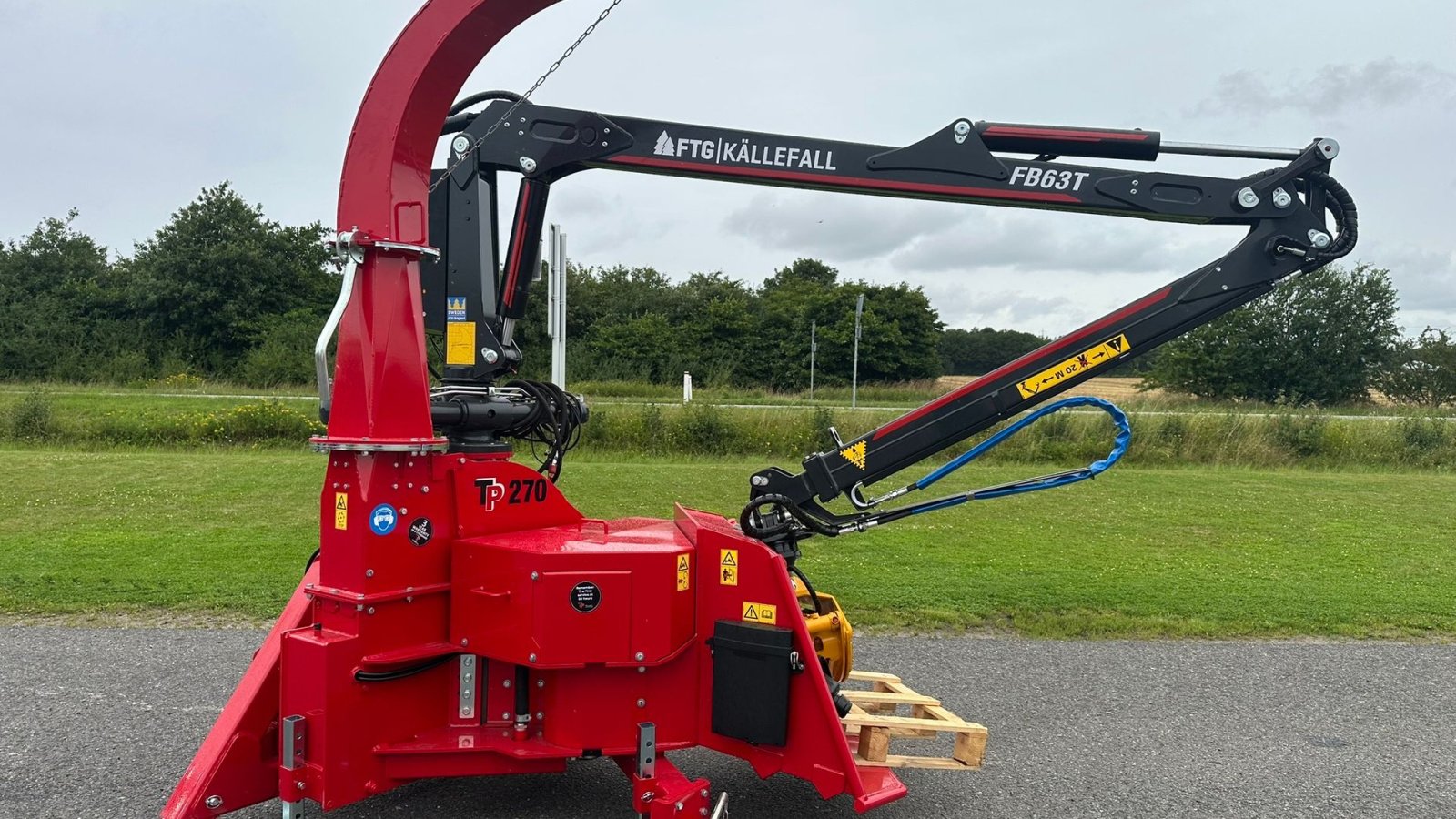 Holzhacker & Holzhäcksler typu Sonstige 270 PTO K med FTG 6,3m kran med fjernbetjent joystick., Gebrauchtmaschine v Holstebro (Obrázek 1)