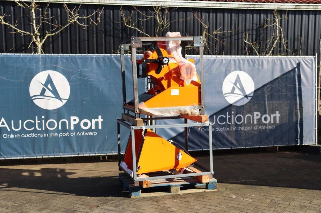 Holzhacker & Holzhäcksler des Typs Sonstige Agri Implement W.FC/100, Neumaschine in Antwerpen (Bild 1)