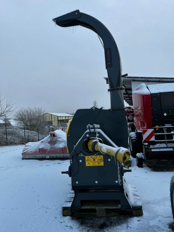 Holzhacker & Holzhäcksler van het type Sonstige Holzhäcksler Europe Chippers DC 285, Neumaschine in Rollwitz (Foto 4)