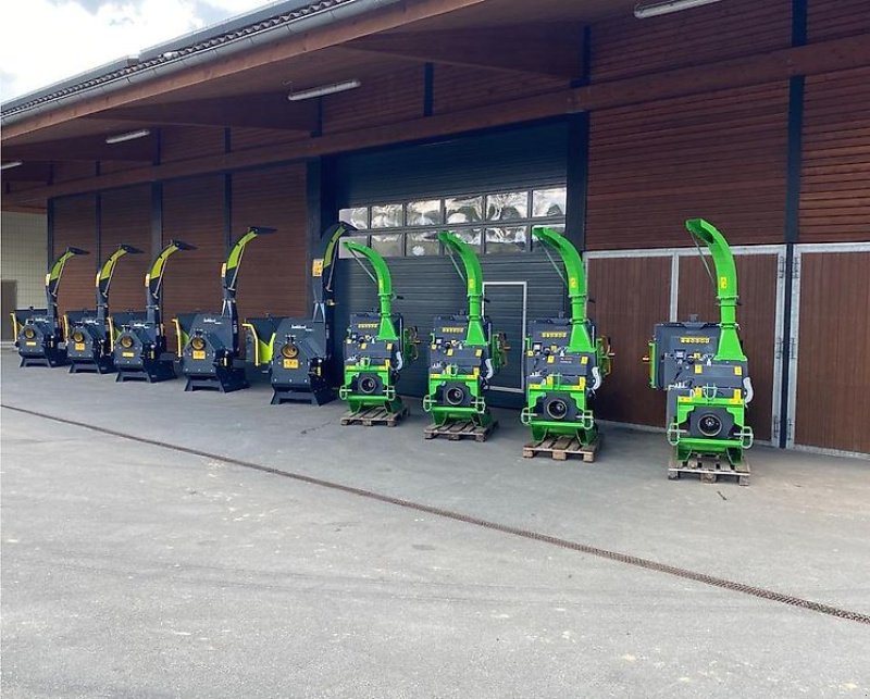 Holzhacker & Holzhäcksler des Typs Sonstige Holzhäcksler Holzhacker Holzschredder Schredder Buschholzhäcksler, Gebrauchtmaschine in Schmallenberg (Bild 12)