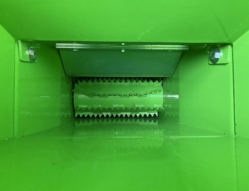 Holzhacker & Holzhäcksler des Typs Sonstige Holzschredder Holzhacker Buschholzhäcksler Häcksler Holzhäcksler, Gebrauchtmaschine in Schmallenberg (Bild 6)