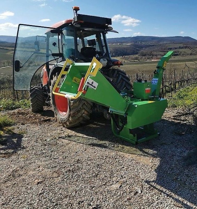Holzhacker & Holzhäcksler des Typs Sonstige Holzschredder Holzhacker Buschholzhäcksler Häcksler Holzhäcksler, Gebrauchtmaschine in Schmallenberg (Bild 1)