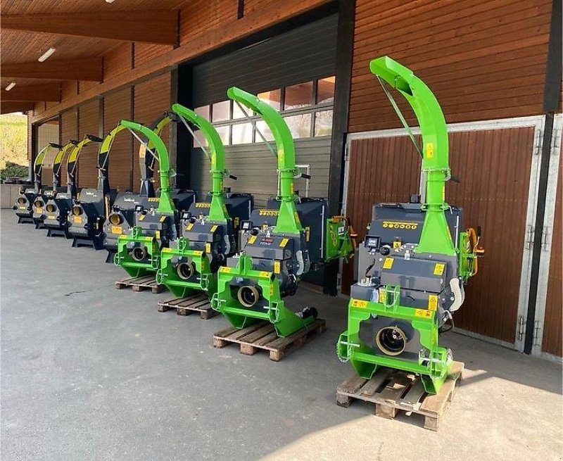 Holzhacker & Holzhäcksler des Typs Sonstige Holzschredder Holzhäcksler Holzhacker Buschholzhacker Häcksler, Gebrauchtmaschine in Schmallenberg (Bild 14)