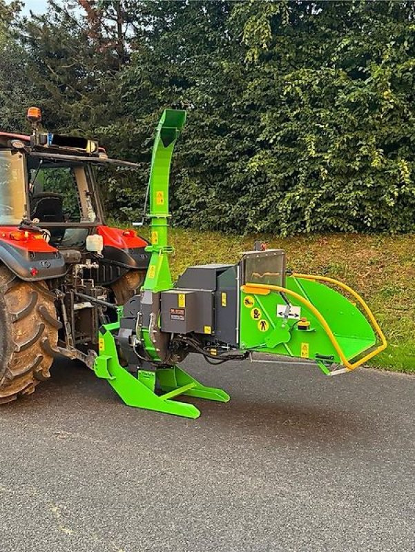 Holzhacker & Holzhäcksler des Typs Sonstige Holzschredder Holzhäcksler Holzhacker Buschholzhacker Häcksler, Gebrauchtmaschine in Schmallenberg (Bild 8)