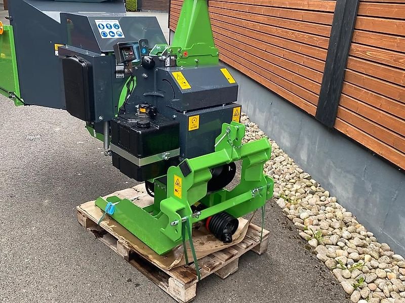 Holzhacker & Holzhäcksler typu Sonstige Holzschredder Holzhäcksler Holzhacker Buschholzhacker, Gebrauchtmaschine w Schmallenberg (Zdjęcie 5)