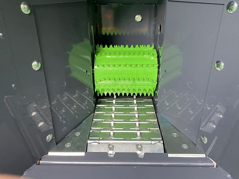 Holzhacker & Holzhäcksler typu Sonstige Holzschredder Holzhäcksler Holzhacker Buschholzhacker, Gebrauchtmaschine w Schmallenberg (Zdjęcie 7)