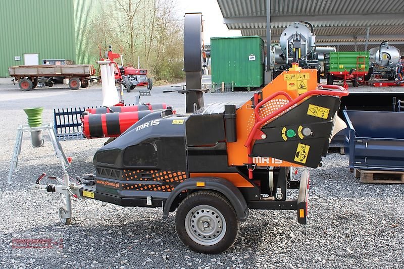 Holzhacker & Holzhäcksler des Typs Sonstige Pronar Holzhäcksler MR-15 Anhänger bis 15 cm Holzdurchmesser, Neumaschine in Ostheim/Rhön (Bild 5)