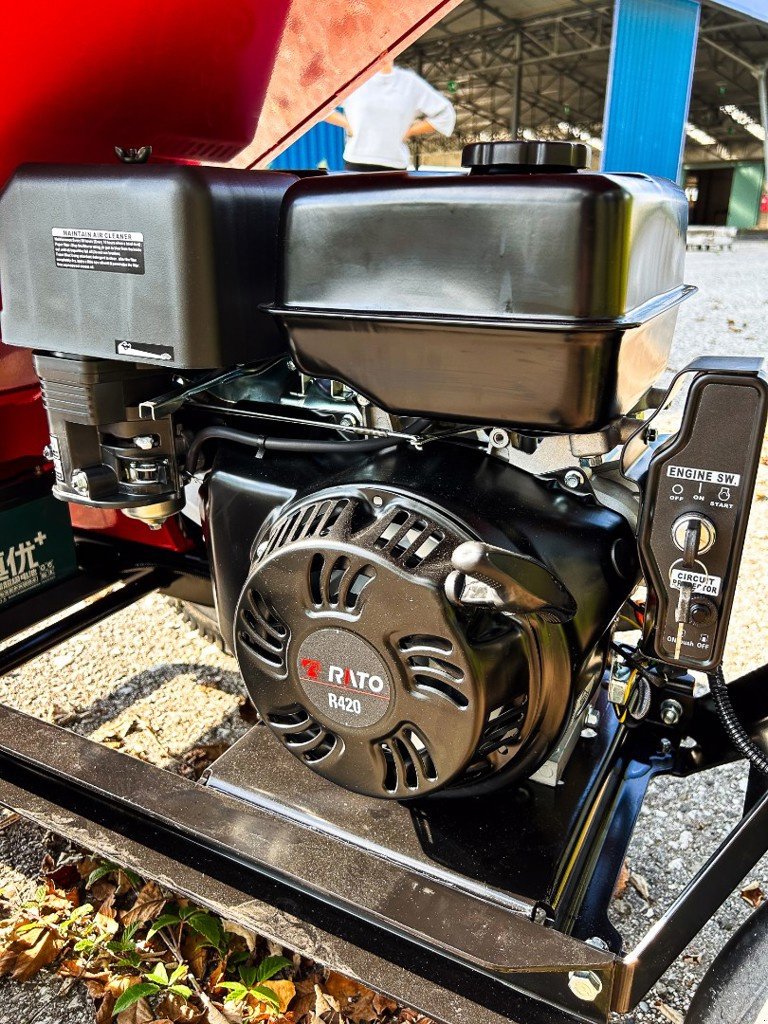 Holzhacker & Holzhäcksler Türe ait Sonstige Sonstiges, Neumaschine içinde Gais (resim 5)