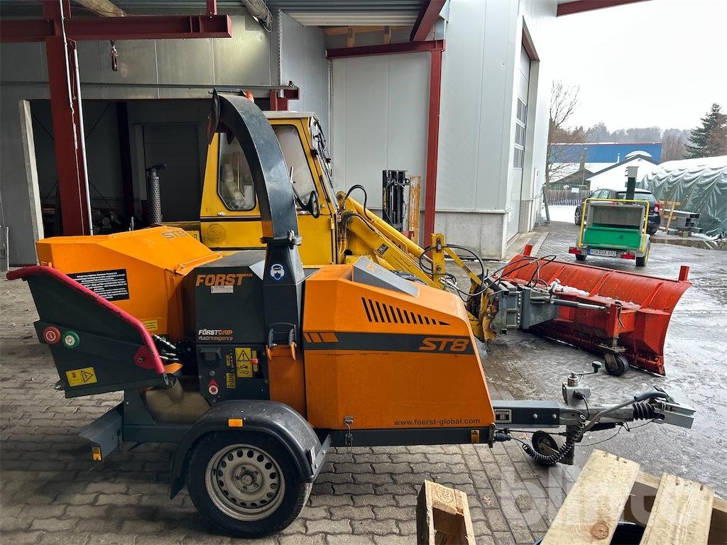 Holzhacker & Holzhäcksler des Typs Sonstige ST8, Gebrauchtmaschine in Düsseldorf (Bild 3)