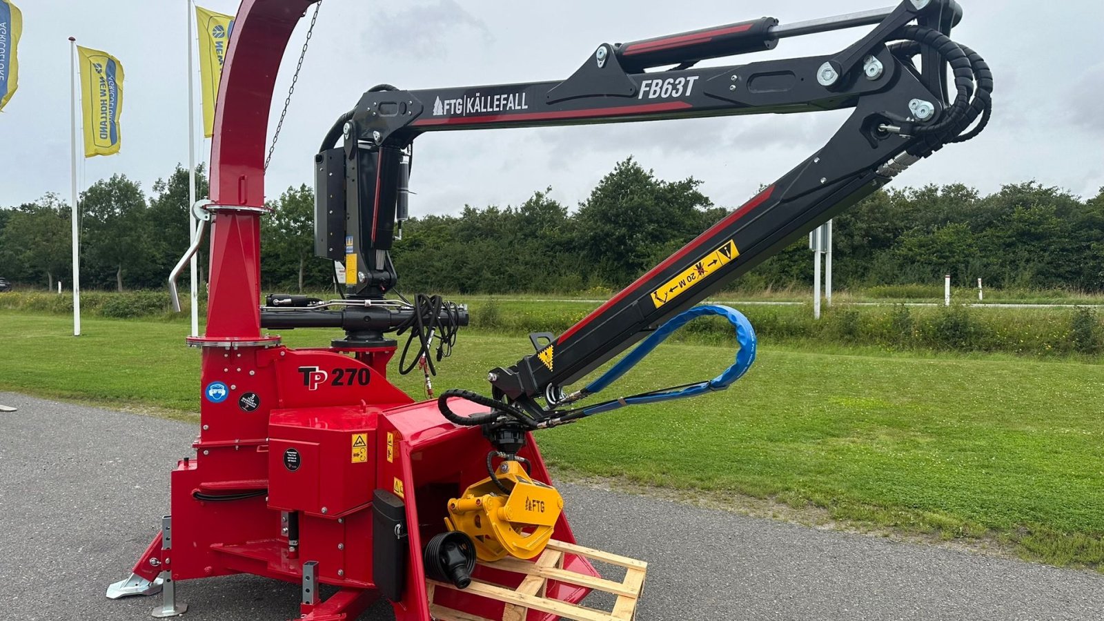 Holzhacker & Holzhäcksler typu Sonstige TP 270 K  Flishugger med kran, Gebrauchtmaschine w Holstebro (Zdjęcie 1)