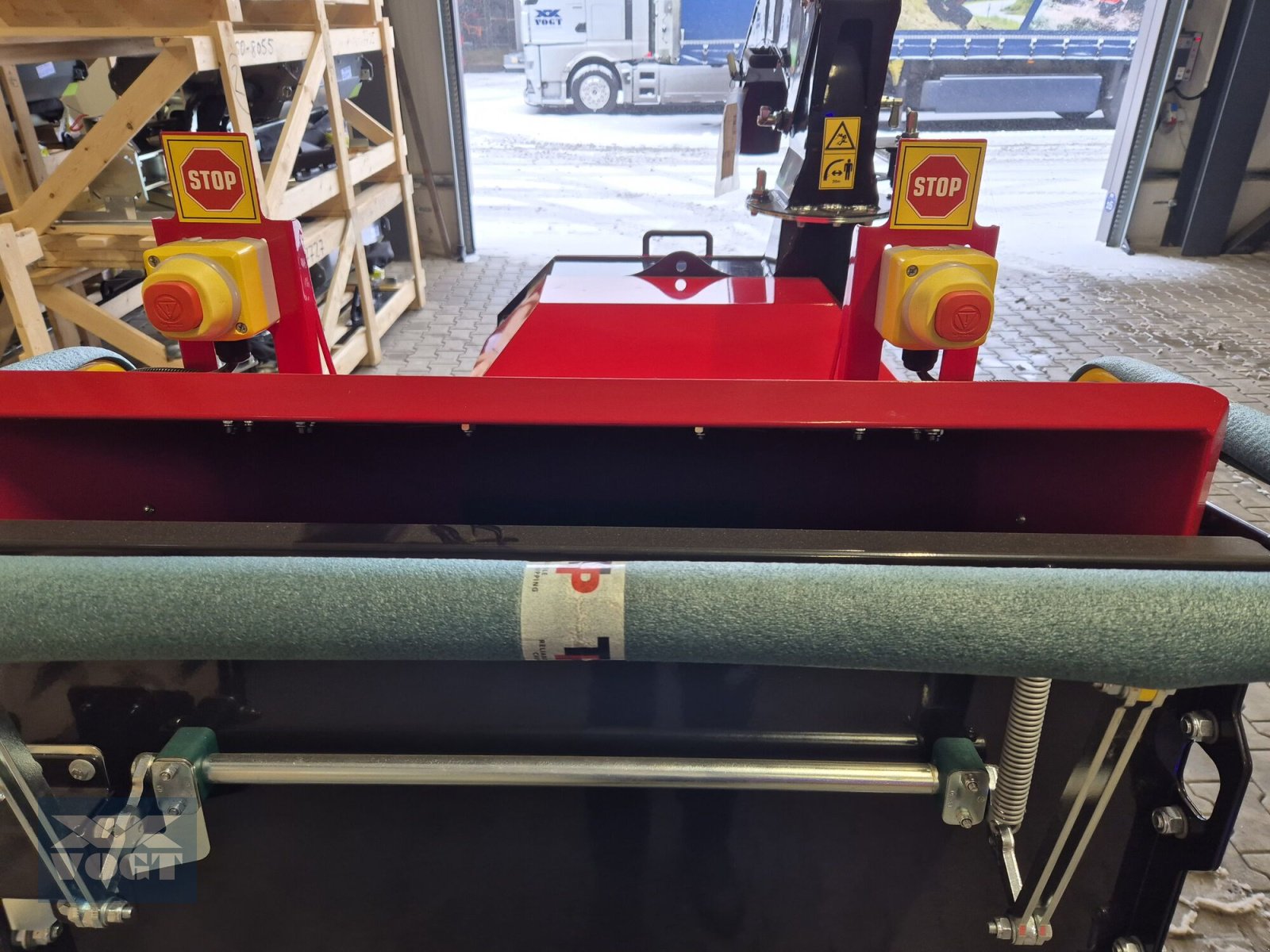 Holzhacker & Holzhäcksler del tipo TP 165 MOBILE Holzhacker /Holzhäcksler mit Benzinmotor und PKW-Fahrwerk-Lagergerät, Neumaschine In Schmallenberg (Immagine 15)