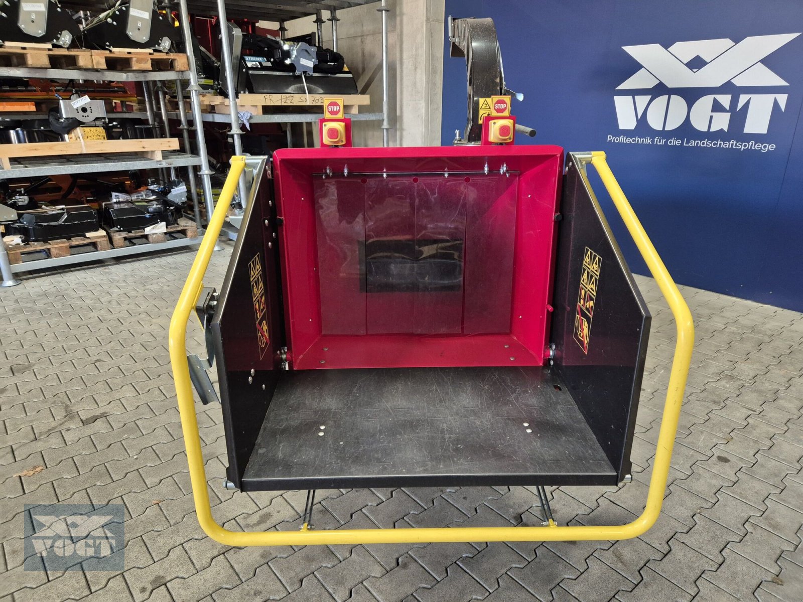 Holzhacker & Holzhäcksler του τύπου TP 165 MOBILE Holzhacker /Holzhäcksler mit Benzinmotor und PKW-Fahrwerk, Gebrauchtmaschine σε Schmallenberg (Φωτογραφία 11)