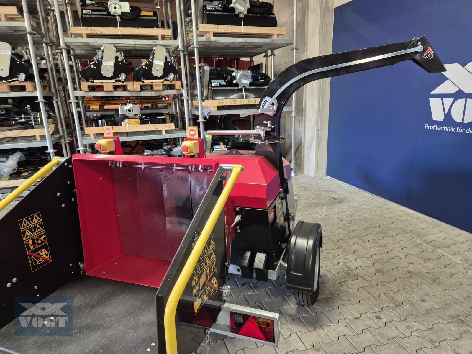 Holzhacker & Holzhäcksler του τύπου TP 165 MOBILE Holzhacker /Holzhäcksler mit Benzinmotor und PKW-Fahrwerk, Gebrauchtmaschine σε Schmallenberg (Φωτογραφία 12)