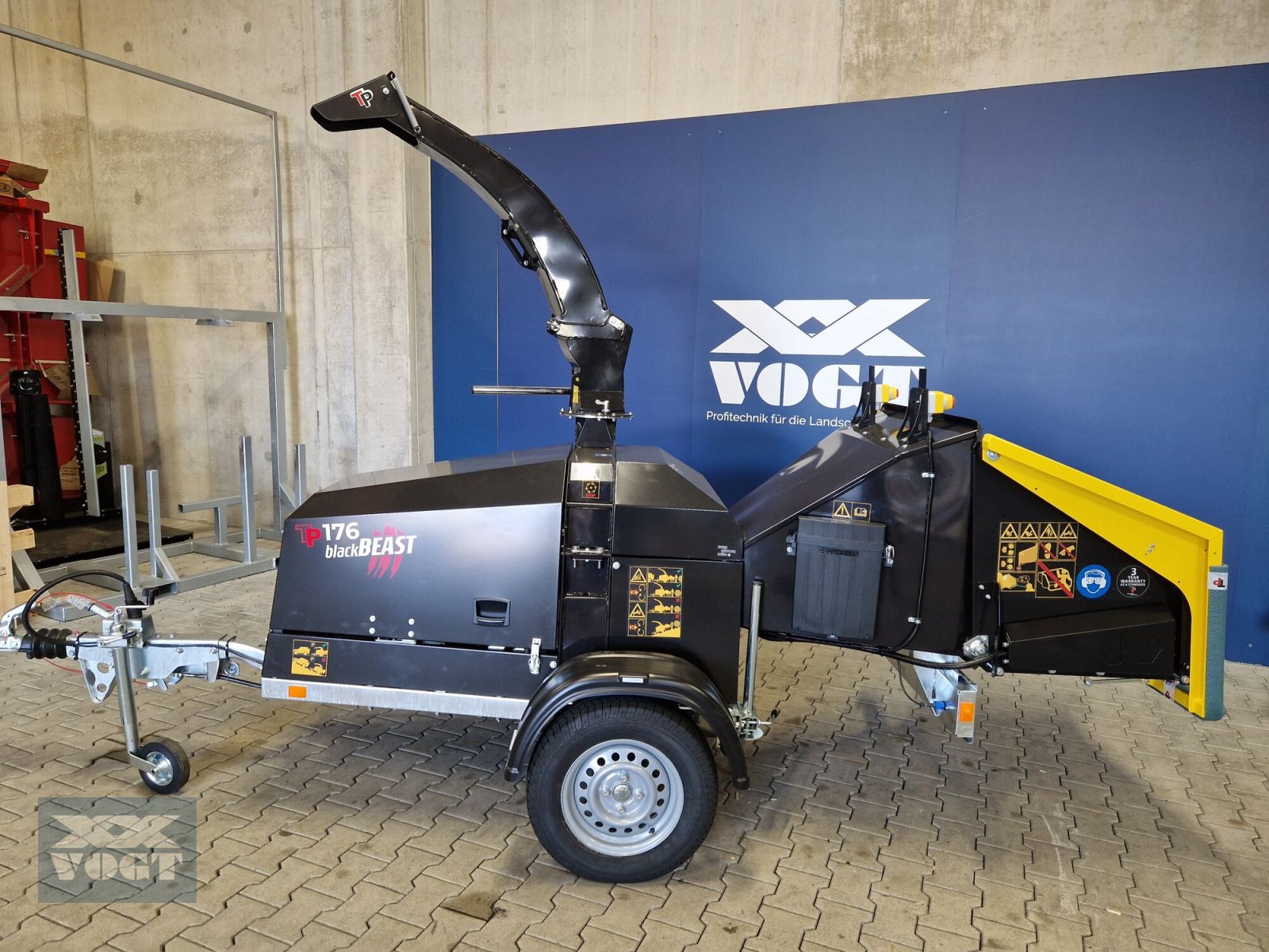 Holzhacker & Holzhäcksler typu TP 176 BLACK BEAST Holzhacker /Holzhäcksler mit Dieselmotor und PKW-Fahrwerk NEU, Neumaschine w Schmallenberg (Zdjęcie 8)