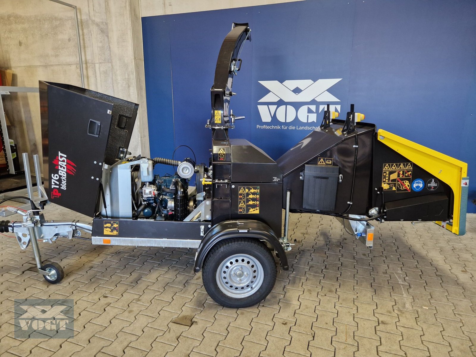 Holzhacker & Holzhäcksler typu TP 176 BLACK BEAST Holzhacker /Holzhäcksler mit Dieselmotor und PKW-Fahrwerk NEU, Neumaschine w Schmallenberg (Zdjęcie 14)