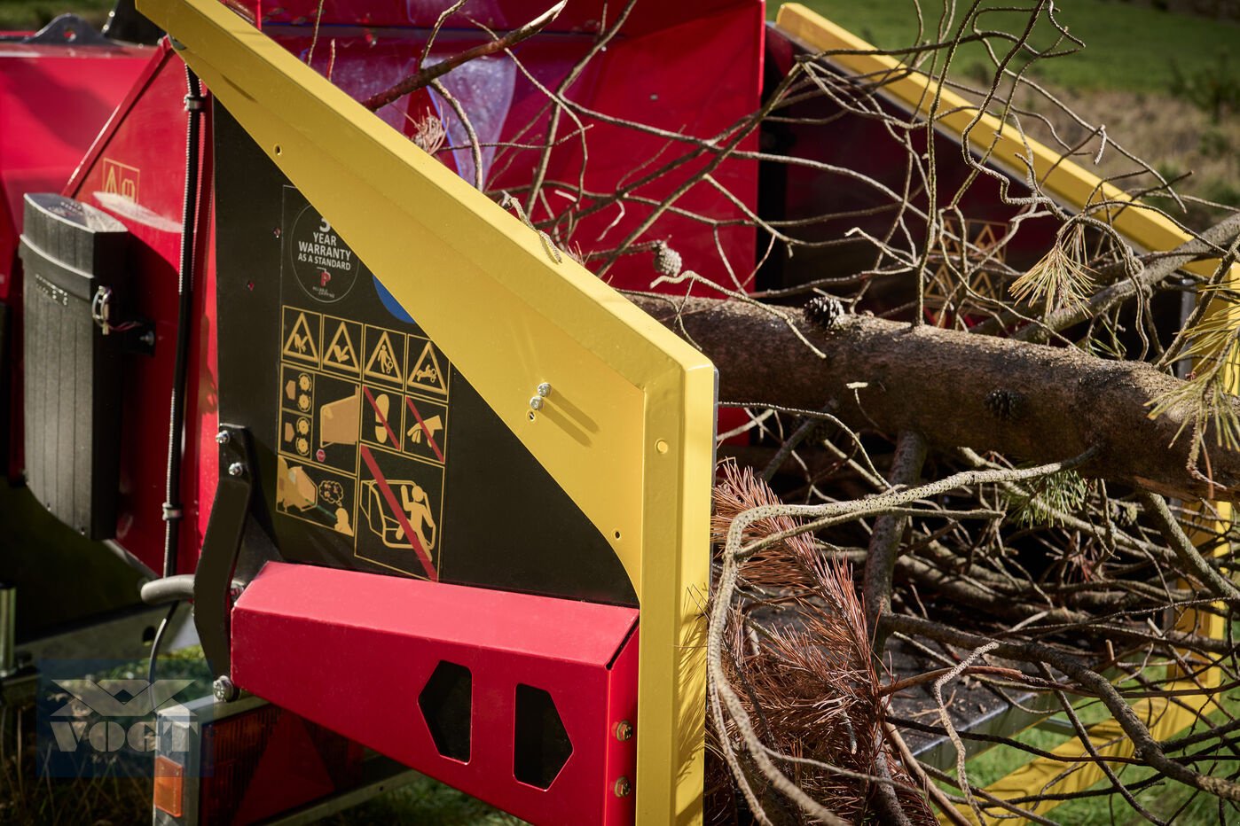 Holzhacker & Holzhäcksler des Typs TP 176 MOBILE D Holzhacker /Holzhäcksler mit Dieselmotor und PKW-Fahrwerk, Neumaschine in Schmallenberg (Bild 12)