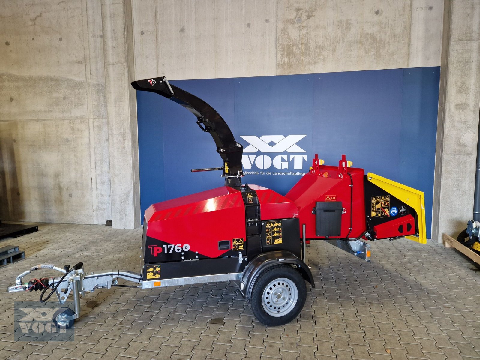 Holzhacker & Holzhäcksler des Typs TP 176 MOBILE D Holzhacker /Holzhäcksler mit Dieselmotor und PKW-Fahrwerk, Neumaschine in Schmallenberg (Bild 2)