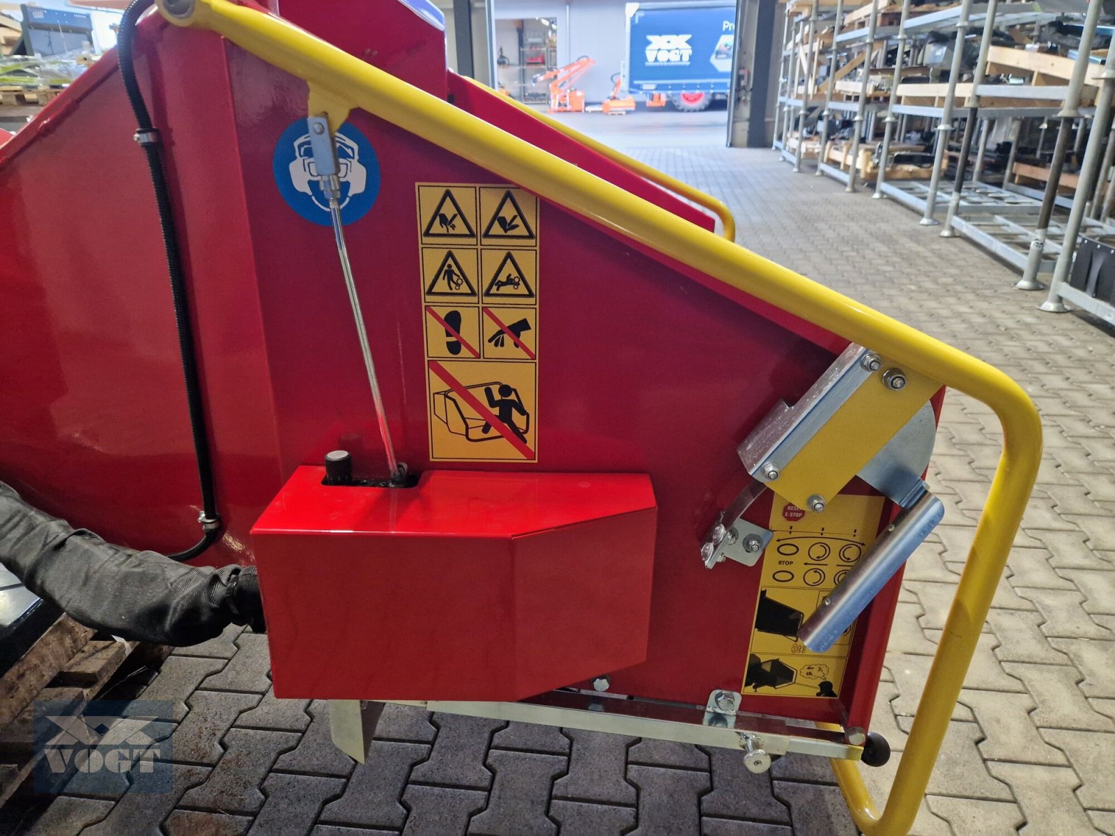 Holzhacker & Holzhäcksler des Typs TP 200 PTO UNIMOG Holzhacker /Holzhäcksler für UNIMOG-Vorführgerät-, Gebrauchtmaschine in Schmallenberg (Bild 8)