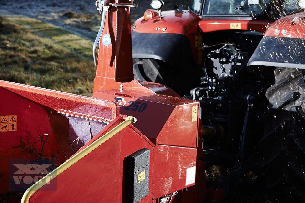 Holzhacker & Holzhäcksler des Typs TP 250 PTO Holzhäcksler /Holzhacker /Holzschredder für Traktor, Neumaschine in Schmallenberg (Bild 7)