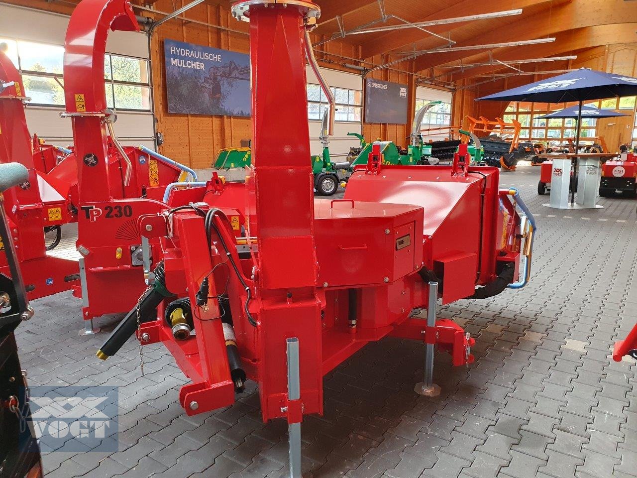 Holzhacker & Holzhäcksler des Typs TP 270 PTO Holzhäcksler /Holzhacker /Holzschredder für Traktor, Neumaschine in Schmallenberg (Bild 2)