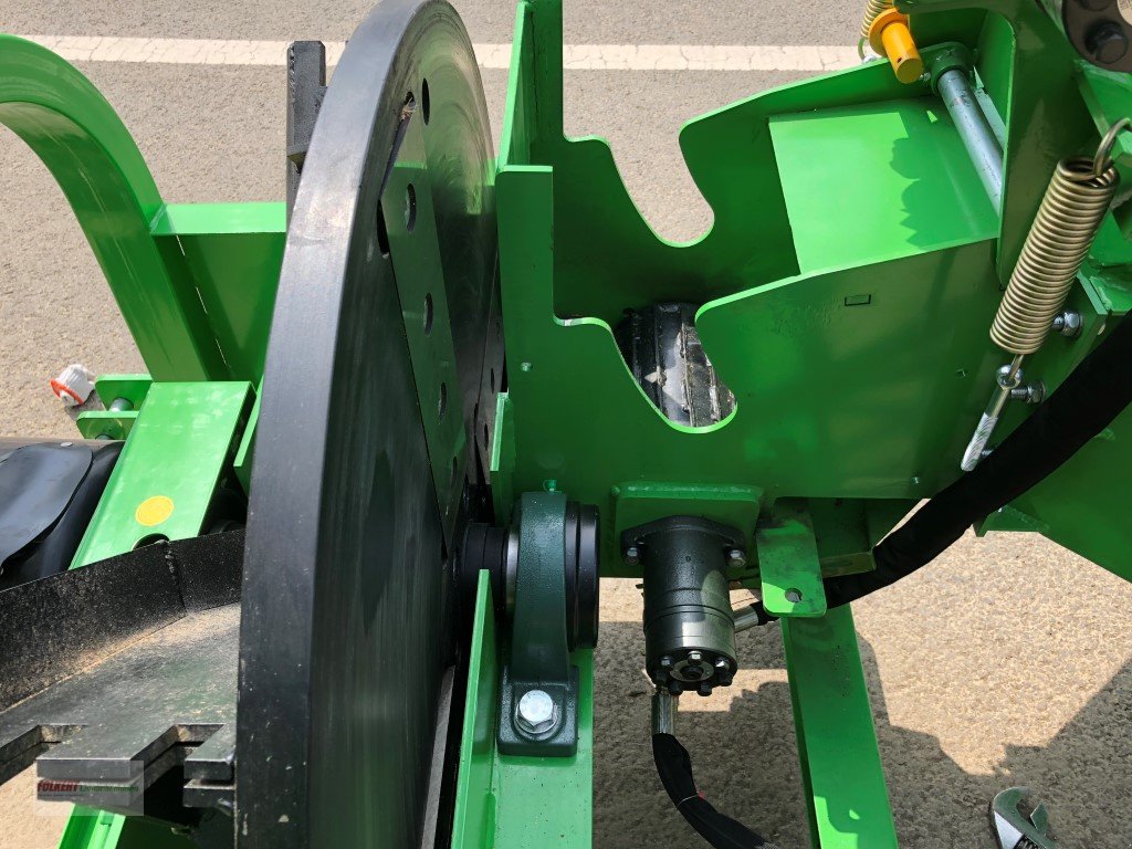 Holzhacker & Holzhäcksler des Typs Victory BX-102RS Holzschredder Häcksler Schredder mit Hydrauliksystem für Traktor, Neumaschine in Berlin (Bild 12)