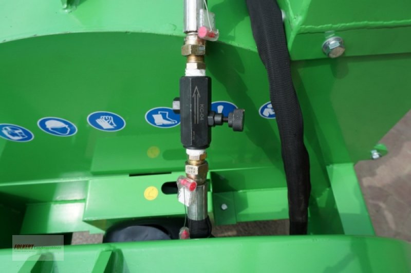 Holzhacker & Holzhäcksler des Typs Victory BX-102RS Holzschredder Häcksler Schredder mit Hydrauliksystem für Traktor, Neumaschine in Berlin (Bild 16)
