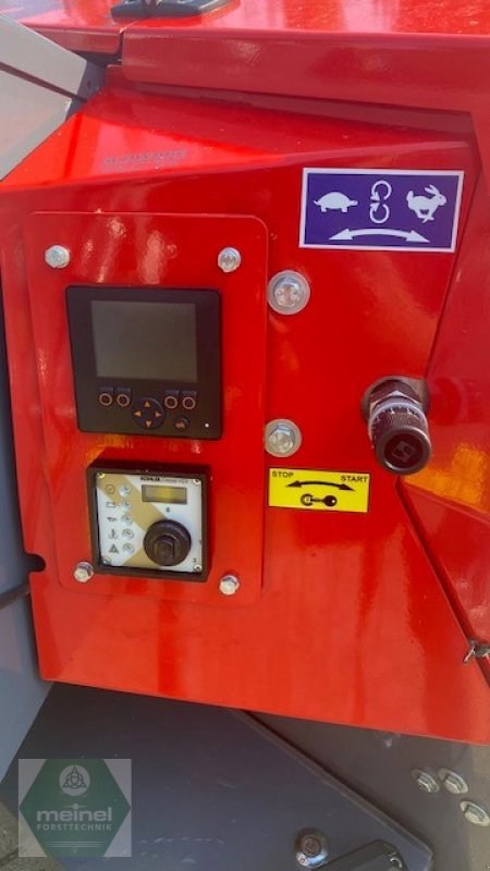 Holzhäcksler & Buschhacker des Typs Eschlböck Biber 2-15 Motor, Gebrauchtmaschine in Klingenthal (Bild 4)