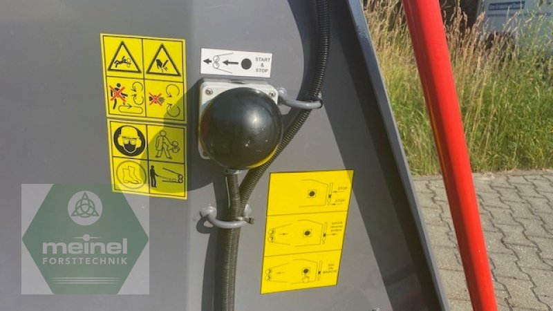 Holzhäcksler & Buschhacker des Typs Eschlböck Biber 2-15 Motor, Gebrauchtmaschine in Klingenthal (Bild 9)