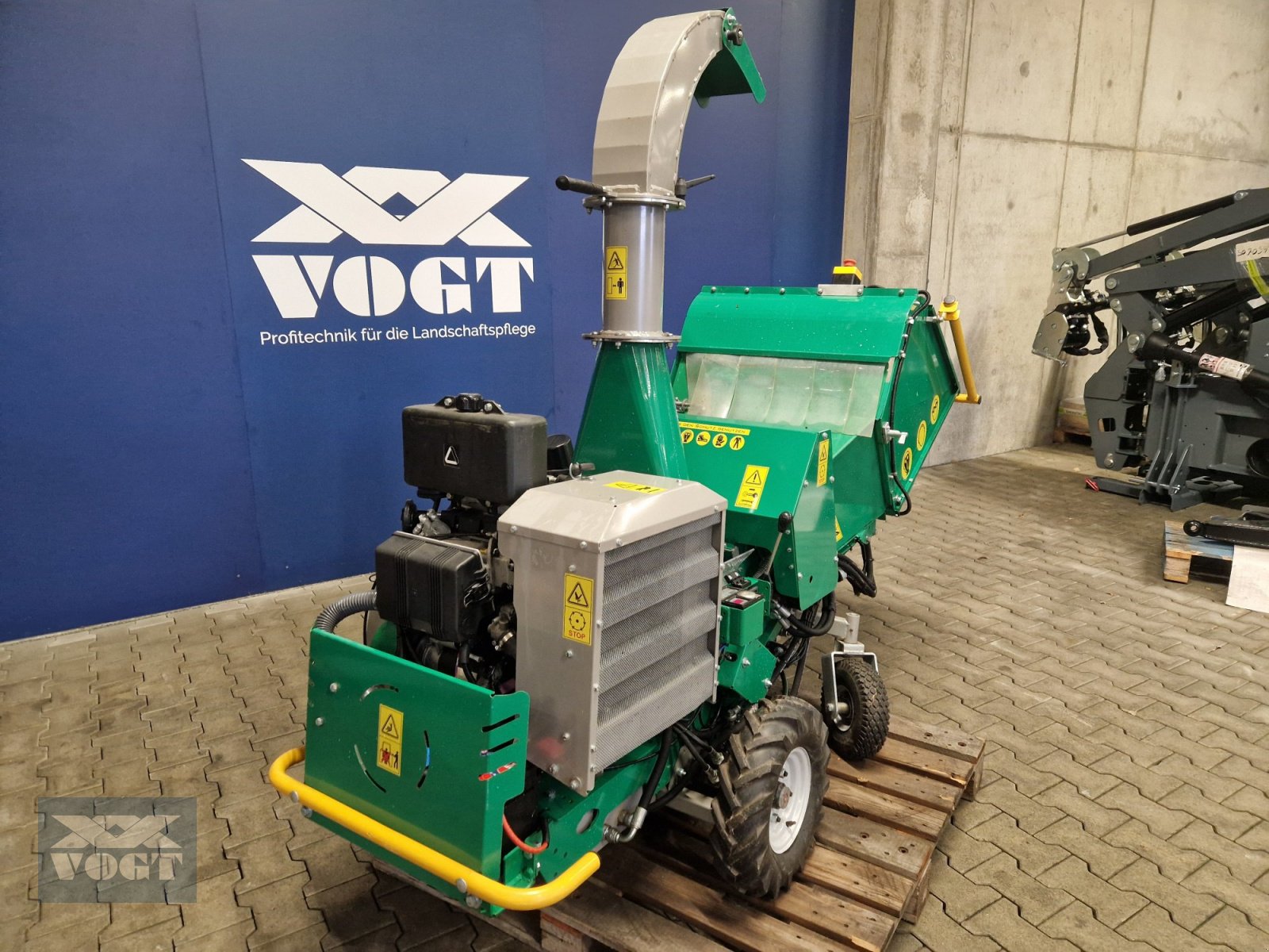 Holzhäcksler & Buschhacker des Typs HS 140MR PRO Holzhäcksler /Holzhacker mit Dieselmotor und Radantrieb, Gebrauchtmaschine in Schmallenberg (Bild 2)