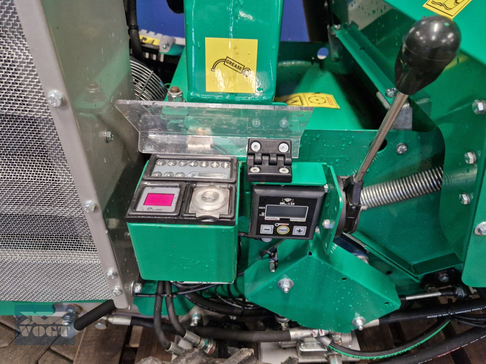 Holzhäcksler & Buschhacker des Typs HS 140MR PRO Holzhäcksler /Holzhacker mit Dieselmotor und Radantrieb, Gebrauchtmaschine in Schmallenberg (Bild 12)