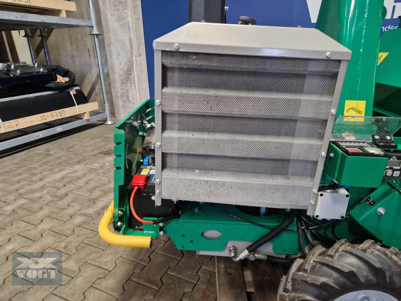 Holzhäcksler & Buschhacker des Typs HS 140MR PRO Holzhäcksler /Holzhacker mit Dieselmotor und Radantrieb, Gebrauchtmaschine in Schmallenberg (Bild 13)