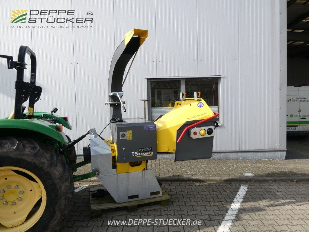 Holzhäcksler & Buschhacker des Typs TS Industrie WS/18PTOE, Neumaschine in Lauterberg/Barbis (Bild 1)