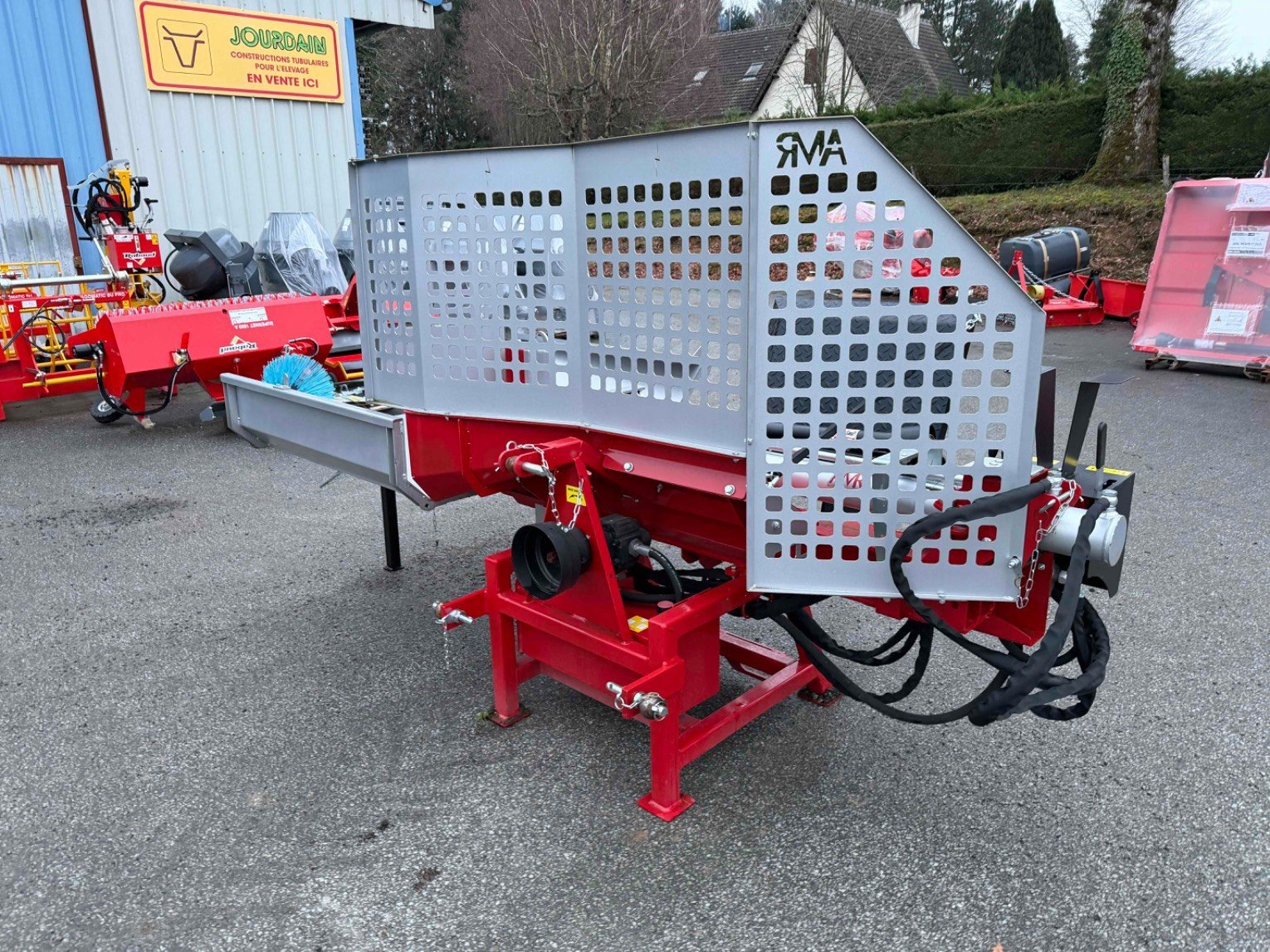 Holzspalter des Typs AMR HPF17, Gebrauchtmaschine in LA SOUTERRAINE (Bild 7)