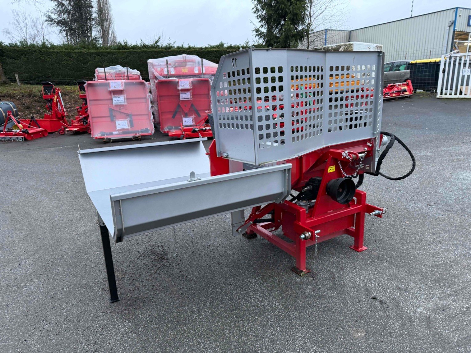 Holzspalter типа AMR HPF17, Gebrauchtmaschine в LA SOUTERRAINE (Фотография 2)