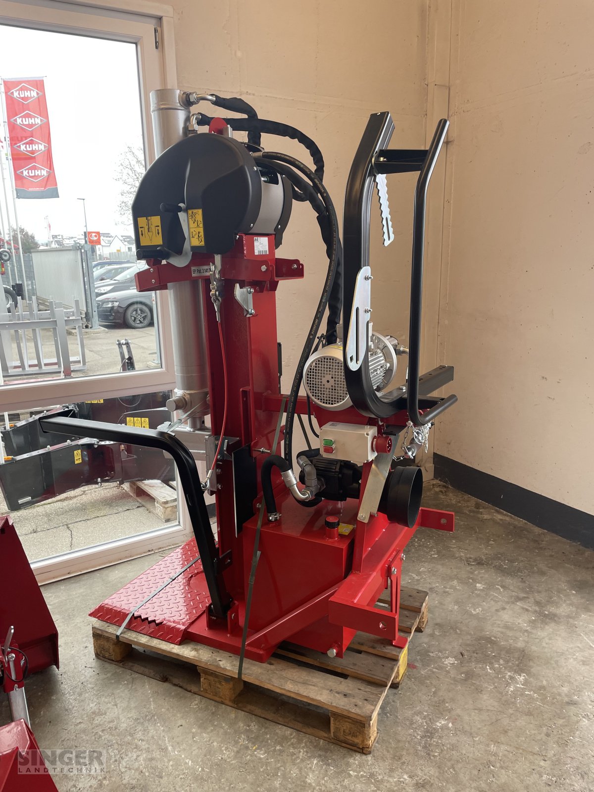 Holzspalter typu AMR VPE 27, Neumaschine v Ebenhofen (Obrázek 2)