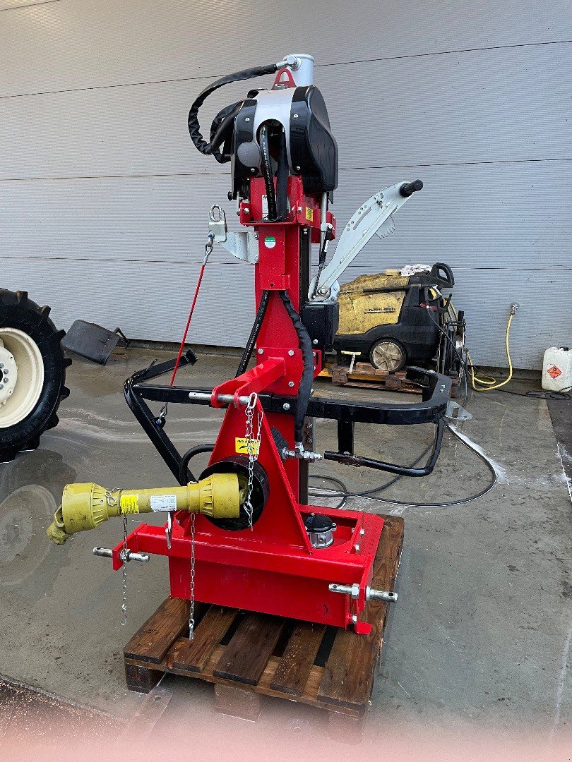 Holzspalter типа AMR VPF 17, Gebrauchtmaschine в Domdidier (Фотография 2)