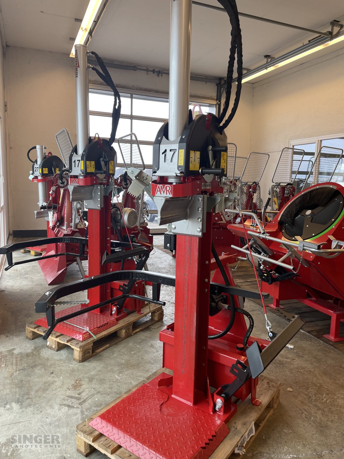 Holzspalter typu AMR VPF 17, Neumaschine v Ebenhofen (Obrázek 2)