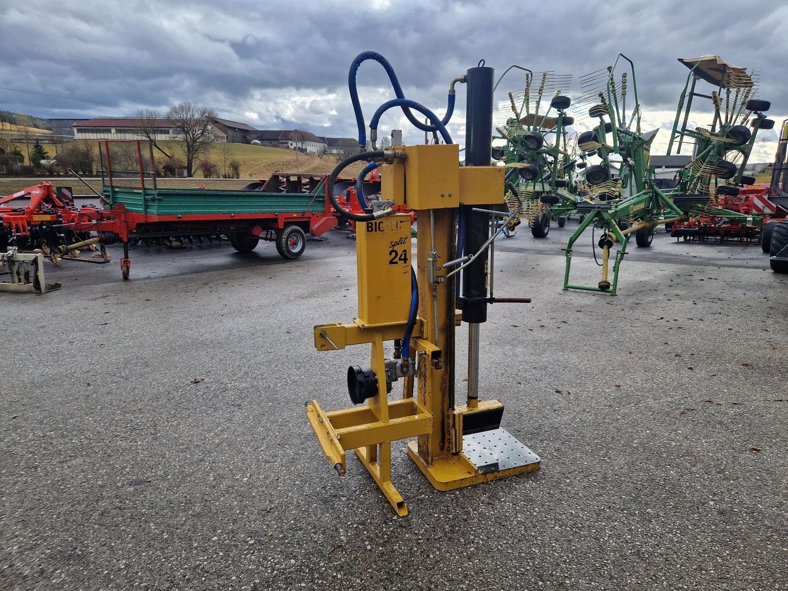 Holzspalter des Typs BIG-Lift Split 24, Gebrauchtmaschine in Grünbach (Bild 1)