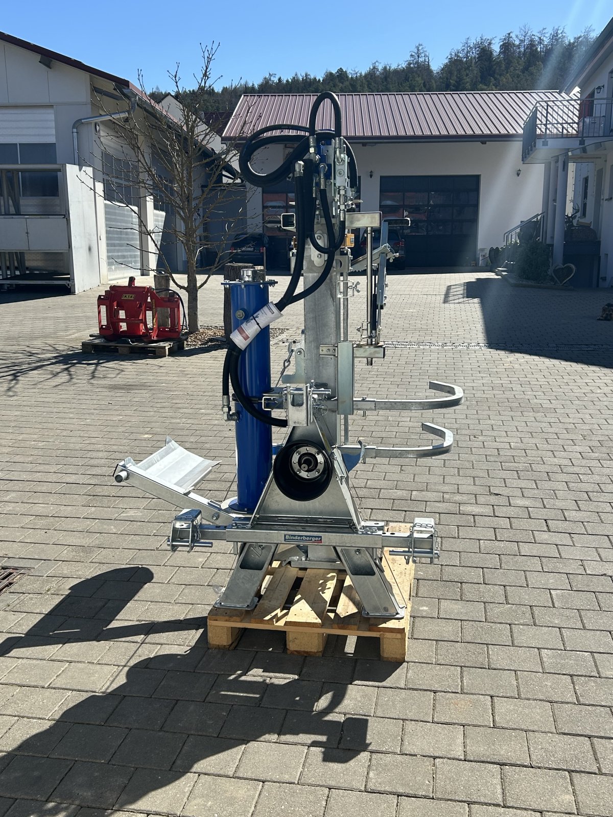 Holzspalter of the type Binderberger H 10 Z, Neumaschine in Rennertshofen (Picture 6)