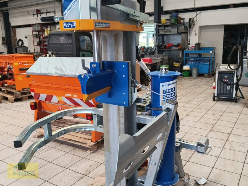 Holzspalter des Typs Binderberger H 20 Z, Neumaschine in Tegernbach (Bild 1)