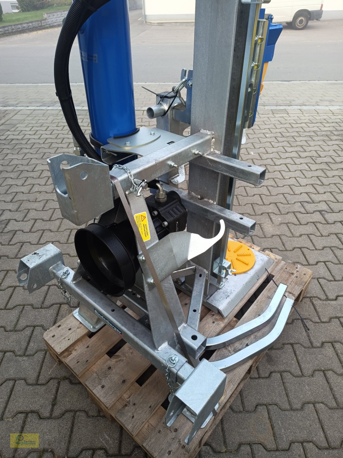 Holzspalter des Typs Binderberger H12 Z, Neumaschine in Tegernbach (Bild 7)