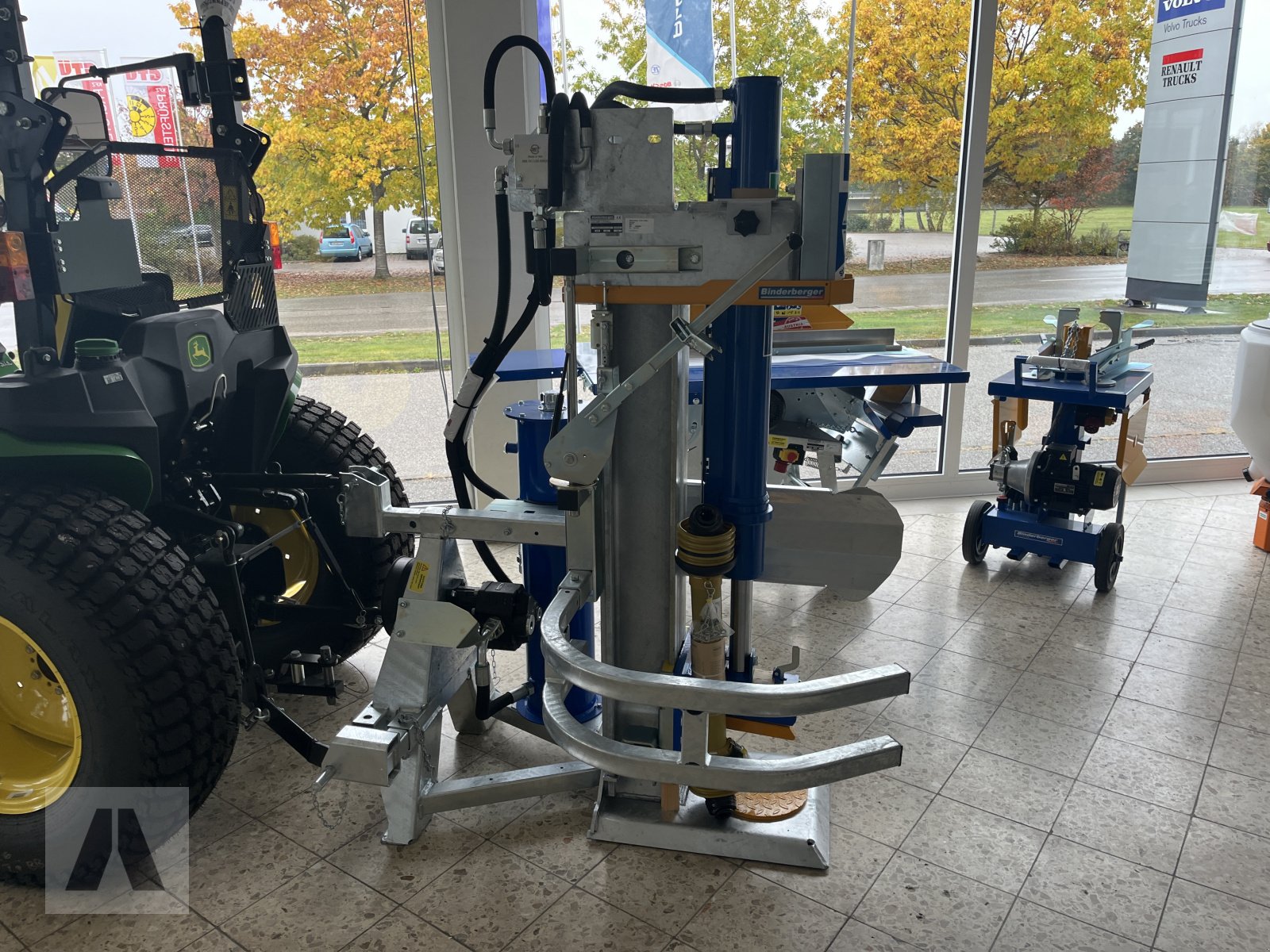 Holzspalter des Typs Binderberger H20z, Neumaschine in Eggenfelden (Bild 2)