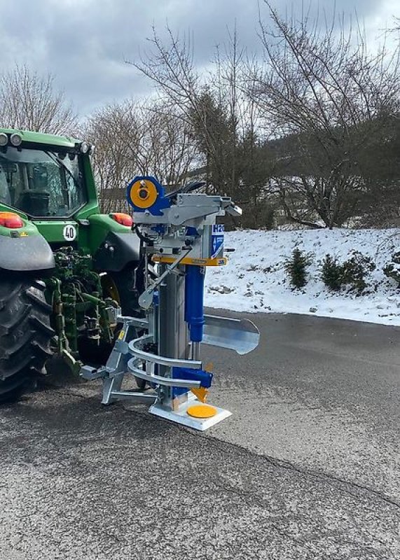 Holzspalter typu Binderberger Holzspalter Spalter Spaltgerät Liegendspalter, Gebrauchtmaschine v Schmallenberg (Obrázek 1)