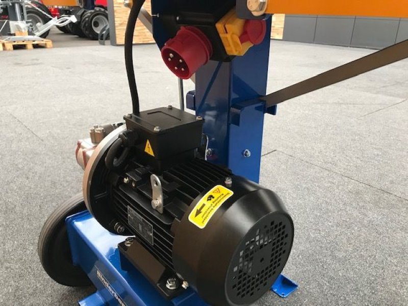 Holzspalter des Typs Binderberger Kurzholzspalter H6E 4kW, Neumaschine in Tamsweg (Bild 8)