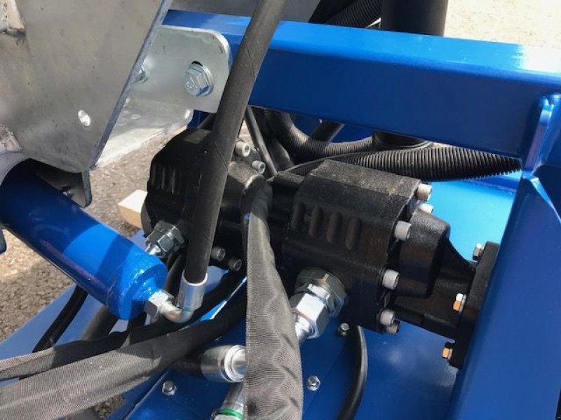 Holzspalter des Typs Binderberger Liegendspalter GI33Z superspeed, Neumaschine in Tamsweg (Bild 8)