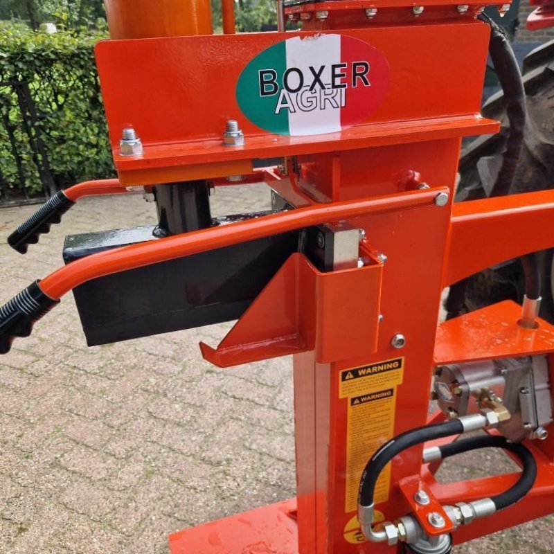 Holzspalter des Typs Boxer Houtklover, Gebrauchtmaschine in Lunteren (Bild 2)
