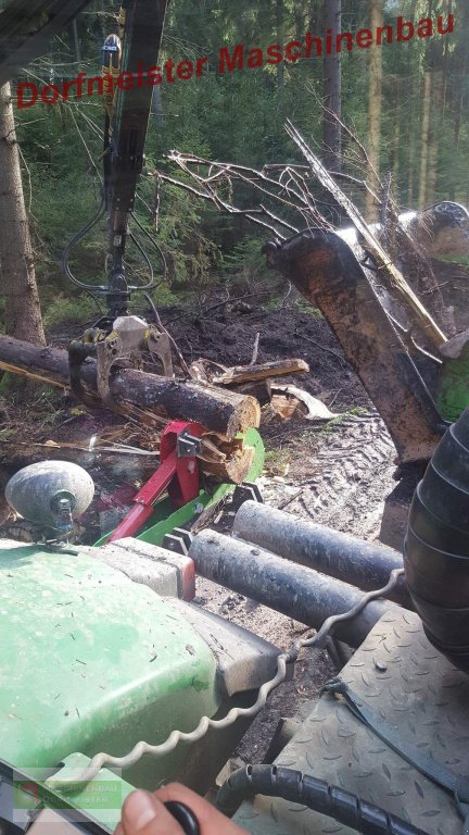 Holzspalter des Typs Dorfmeister Spaltzange LHS 700, 🌲 Rückewagen Hackmaschine, Neumaschine in Roßbach (Bild 1)